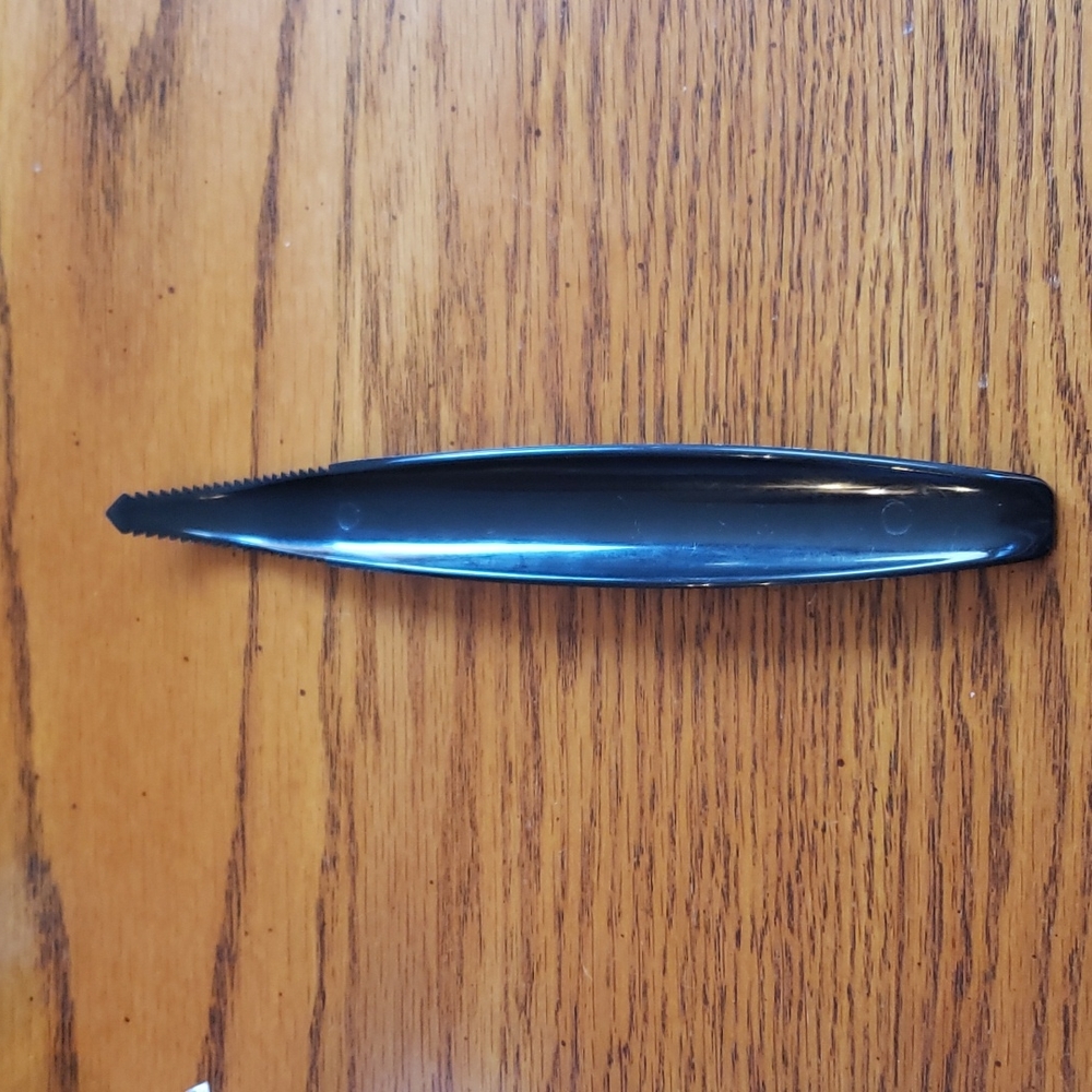 Tupperware Cutter - Picture 2 of 4